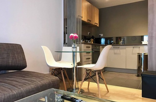 Kings Cross St. Pancras Apartment | King's Cross Garden Flat - Pass the Keys