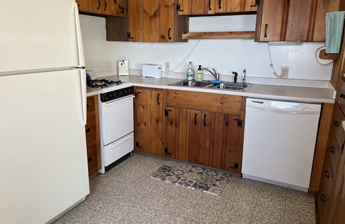 Herricks Cottage | KING'S LANDING ON EGGEMOGGIN REACH