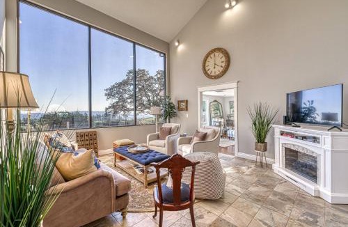 Newberg House | King's Queen