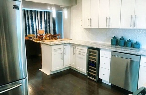 Baltimore House | King-Sized City Oasis