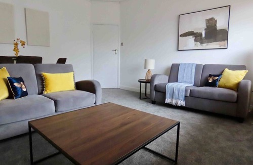 Didsbury Apartment | King Stay