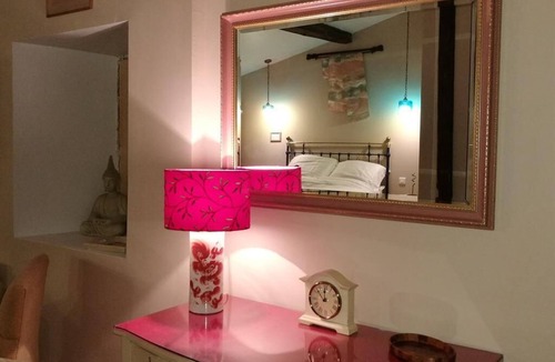 Montolieu Bed & Breakfast | King-Superior-Ensuite with Bath