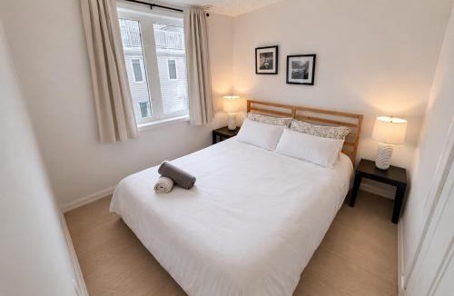King West Village Apartment | King West Private Rooftop Retreat