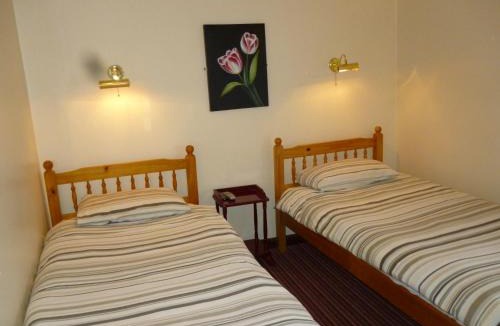 Cockernhoe Hotel | King William