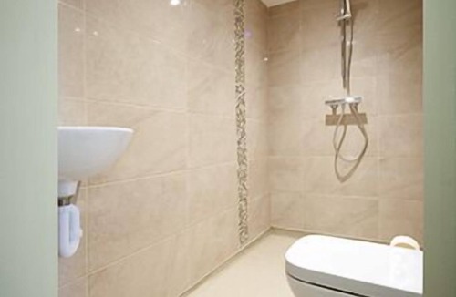 Cockernhoe Hotel | King William