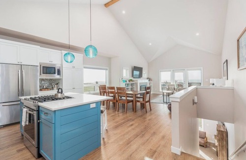 Pacific City House | Kingfisher-Amazing views, lux home, hot tub, and clubhouse in Pacific City.