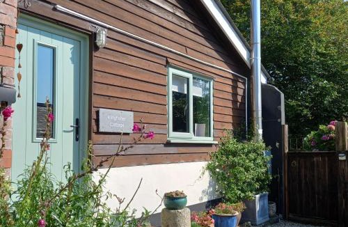 Bradworthy Apartment | Kingfisher Cottage