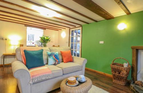 Bradworthy Apartment | Kingfisher Cottage
