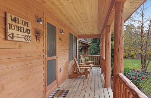 Saugatuck House | Kingfisher Cove Cabin 2
