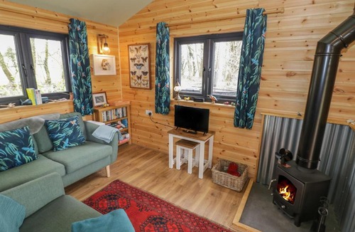 Frankton House | Kingfisher