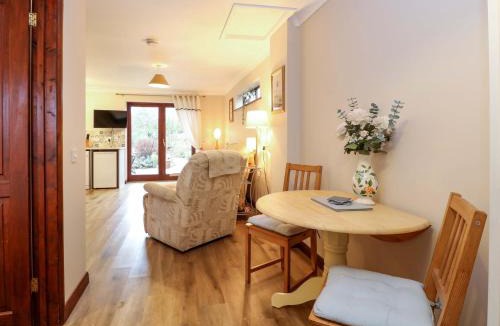 Wattisfield House | Kingfisher