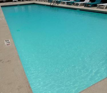 Garden City Hotel | Kingfisher Inn