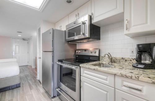 Garden City Hotel | Kingfisher Inn