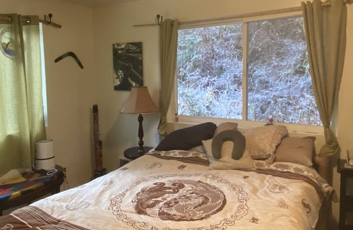 Issaquah Cabin | Kingfisher Kabin on the Raging River