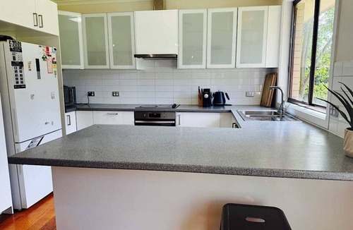 Pheasant Creek House | Kinglake National Park & Waterfalls