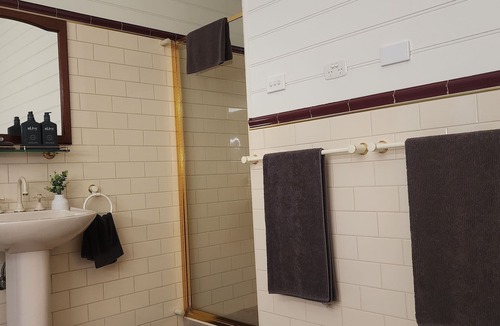 Paterson Bed & Breakfast | Kings and Queens Paterson