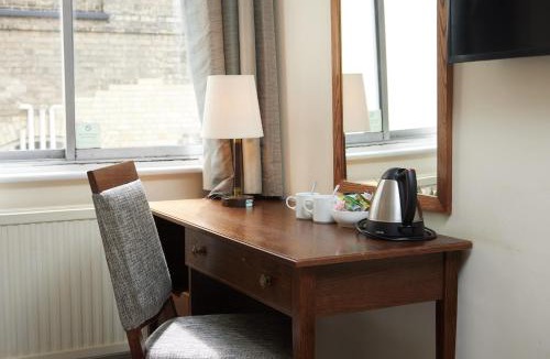 Westerham Hotel | Kings Arms Hotel by Greene King Inns