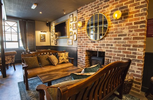 Stansted Hotel | Kings Arms Hotel