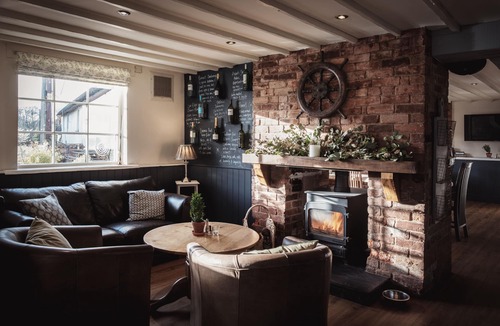 Otterton Bed & Breakfast | Kings Arms Otterton