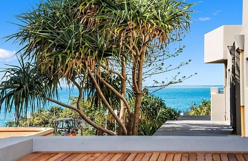 Kings Beach Apartment | Kings Edge Unit 2 Kings Beach QLD