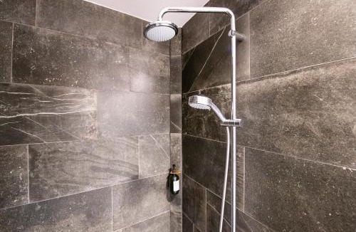 Copenhagen City Centre Apartment | Kings Garden Penthouse - 4BR & 2Bath - by Daniel&Jacob's