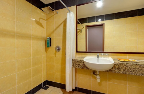 Bukit Baru Hotel | Kings Hotel