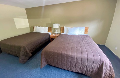 Orillia Hotel | Kings Inn - Orillia