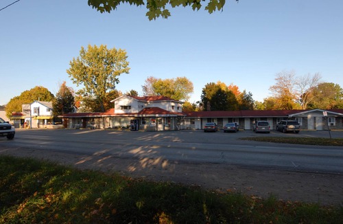 Orillia Hotel | Kings Inn - Orillia