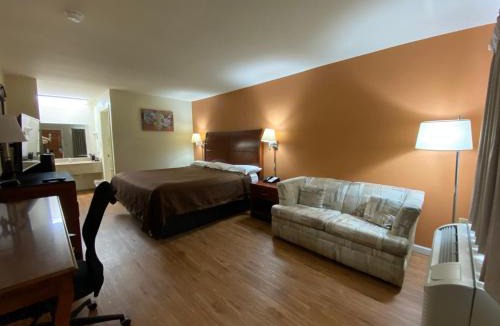 LaFayette Hotel | KINGS INN