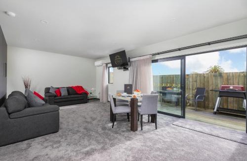 Rotorua Hotel | Kings On Peace