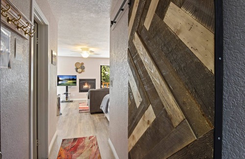 Kings Beach Condo | Kings Run Retreat | Patio