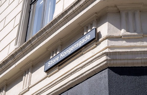 Copenhagen City Centre Apartment | Kings Square 2BR Courtyard by Daniel&Jacob's