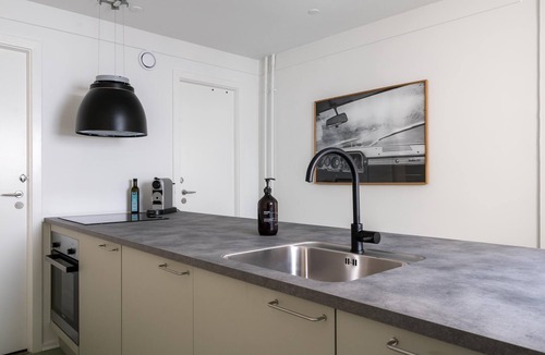 Copenhagen City Centre Apartment | Kings Square 2BR Courtyard by Daniel&Jacob's