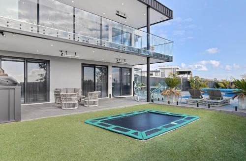 San Remo House | Kings View