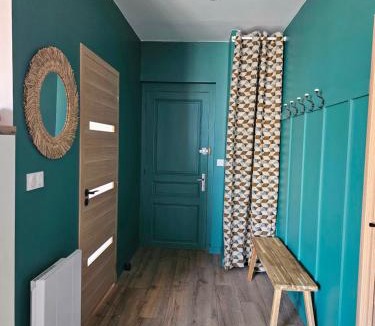 Roche-la-Moliere Apartment | Kings View