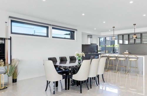 San Remo House | Kings View in San Remo