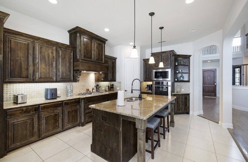 Frisco Cottage | Kingsford House