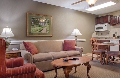 Williamsburg Condo | Kingsgate- HUGE SALE NOW!