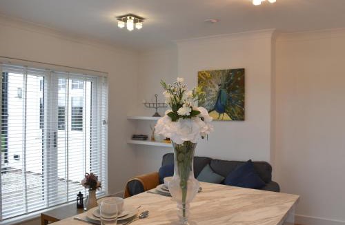 Darenth House | Kingsley Cottage