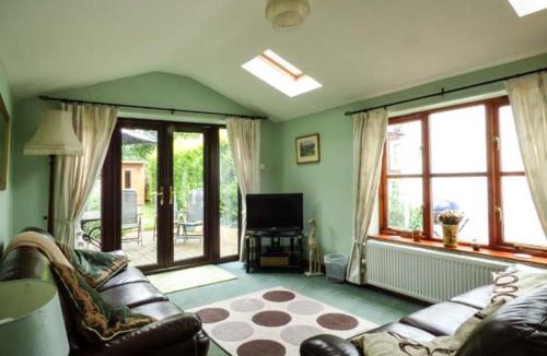 Hickling House | Kingsley Cottage