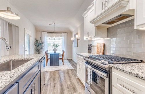 Broken Arrow House | Kingsport Modern Oasis