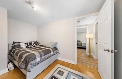 Amherstview Cottage | Kingston Lakehouse