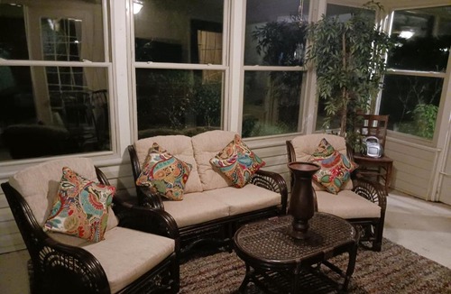 Hampton House | Kingston's Beaux (Bay) 1
