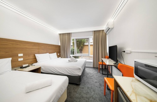 Newtown Hotel | Kingsway Motel Geelong