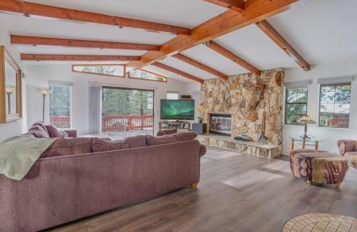 Kings Beach House | Kingswood Manor