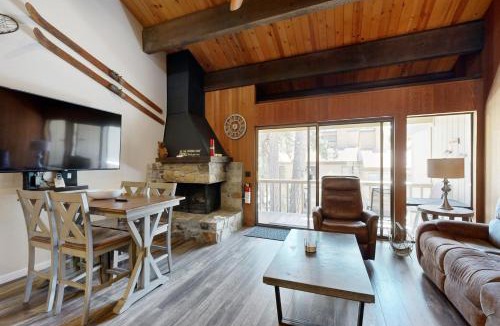 Kings Beach House | Kingswood Village 57