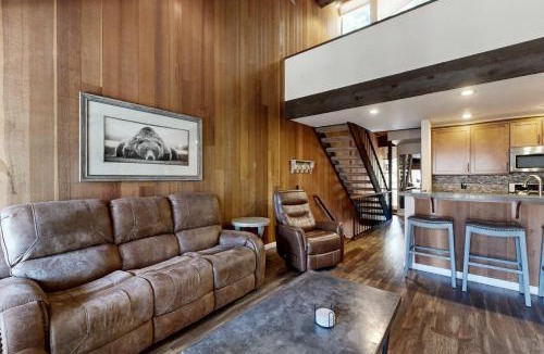 Kings Beach House | Kingswood Village 57