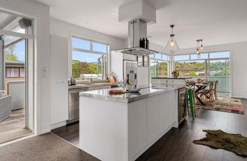 Kinloch House | Kinloch Lookout