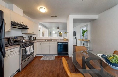 Tucson House | KINO Sports/3 BR & 2 BA/Garage/Outdoor Space