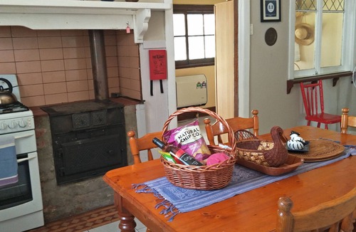 Metcalfe Cottage | Kinross Metcalfe Farm